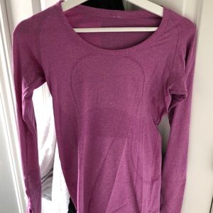 Long sleeved lulu athletic shirt